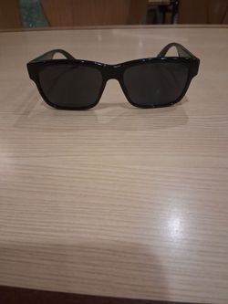 Gucci sun glasses