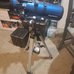 Orion starblast 4.5 EQ Telescope  With Moon Filter , 2x Barlow 