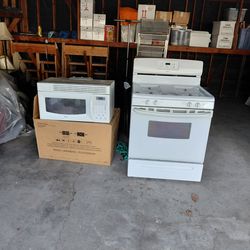 Kenmore stove and microwave
