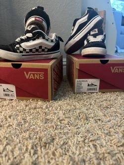 Knu Skool Toddler Vans Size 8 &8.5