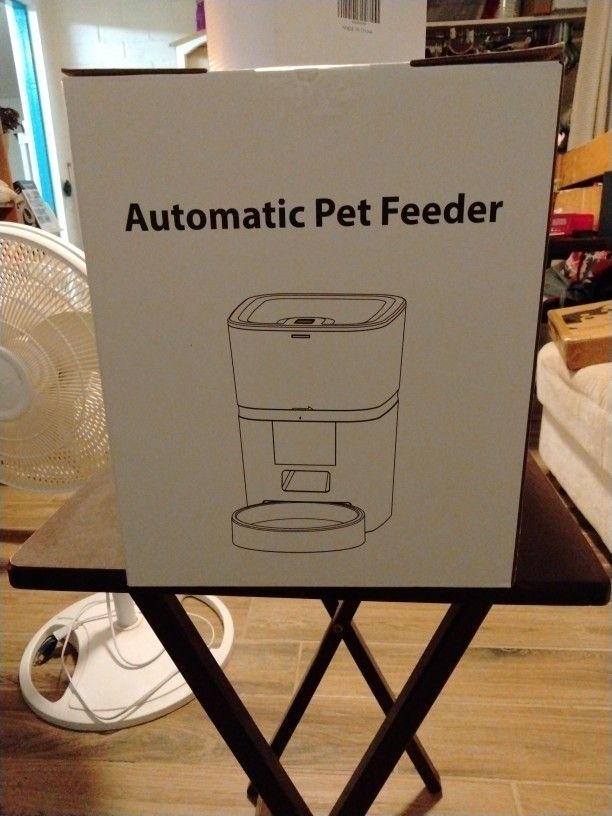 Automatic Pet Feeder