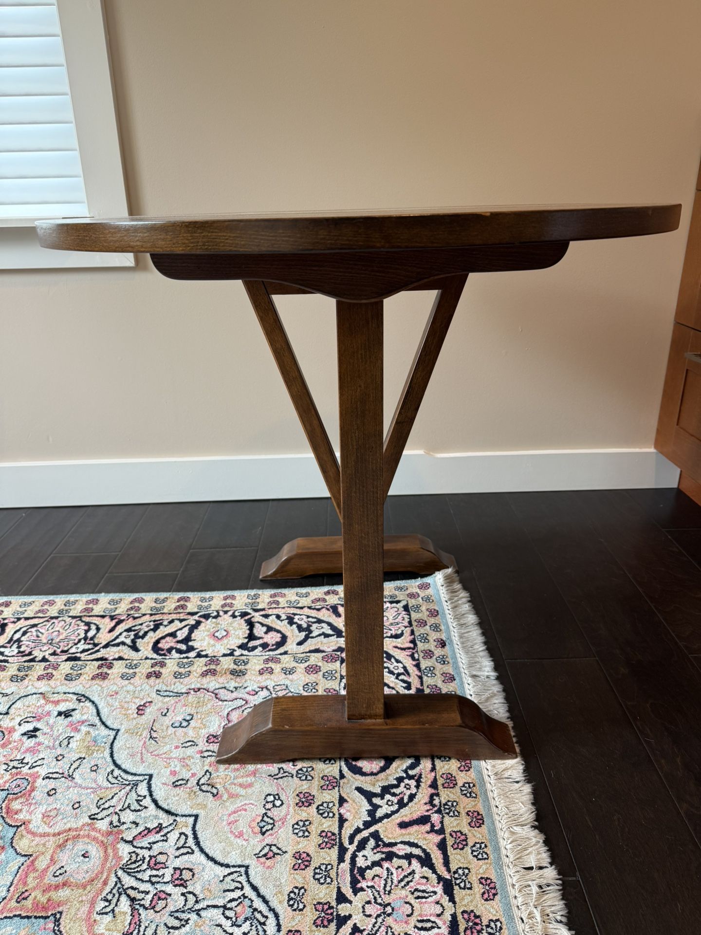 Round wood Accent Table