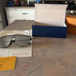 Louis vuitton Glasses 