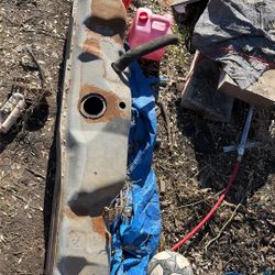 Gas Tank Off A 1996 Ford F250
