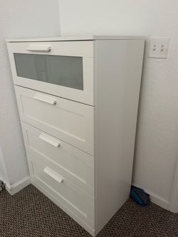 IKEA 4 drawer dresser