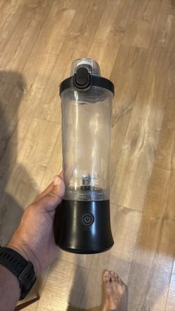 Portable blender