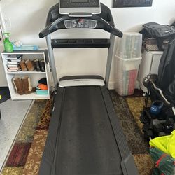 Pro Form Pro 5000 Treadmill