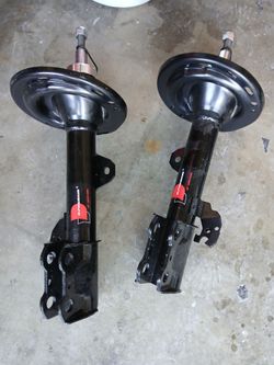 Toyota venza front struts