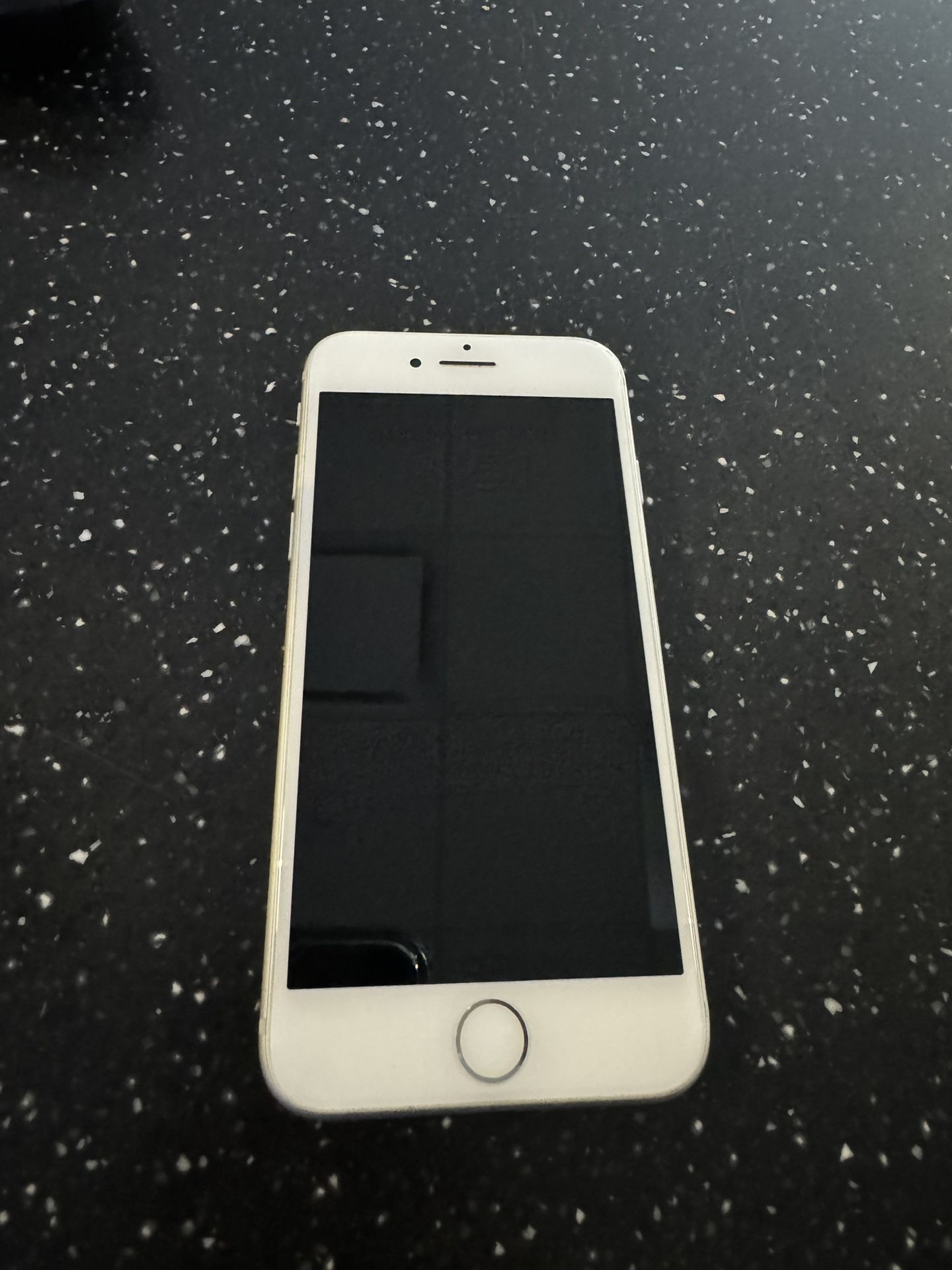 iPhone 8