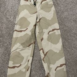 DCU/DNC Reversible Goretex Camo Pants - M