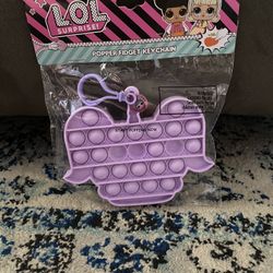 BRAND NEW POPPER FIDGET KEYCHAIN 
