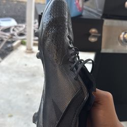 Adidas black pretador