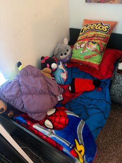 Toddler bed