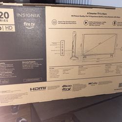 32” Insignia™ Class F20 Series LED HD (720p) Smart Fire TV
