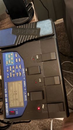Boss ME 30 Guitar Multi Effects Pedal