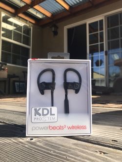 Beats brand new BEST OFFER SAVE