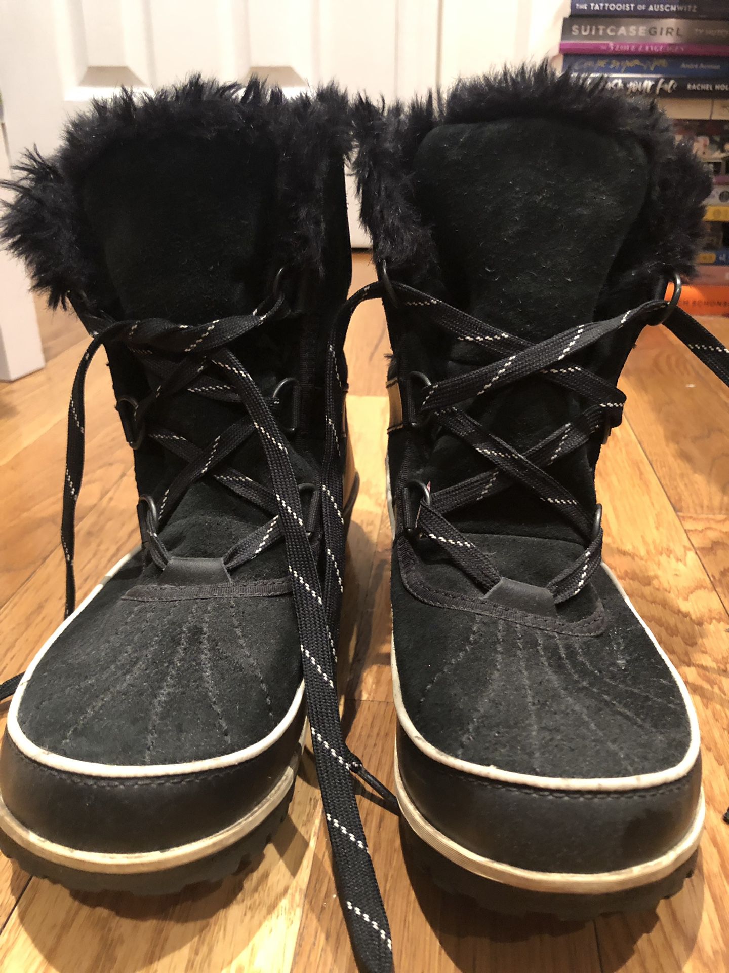 Sorel boots size 9