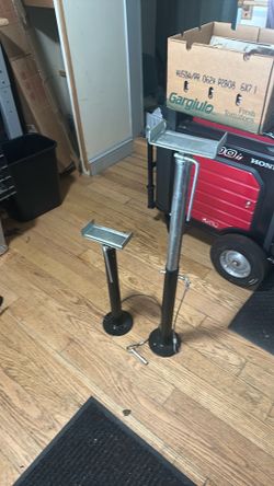 Rv slide out stands 18-33”