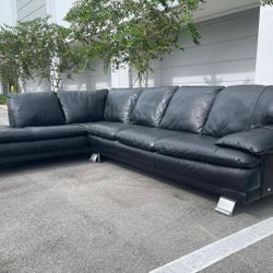 Couch/Sofa Sectional - Black - Delivery Available 🚛
