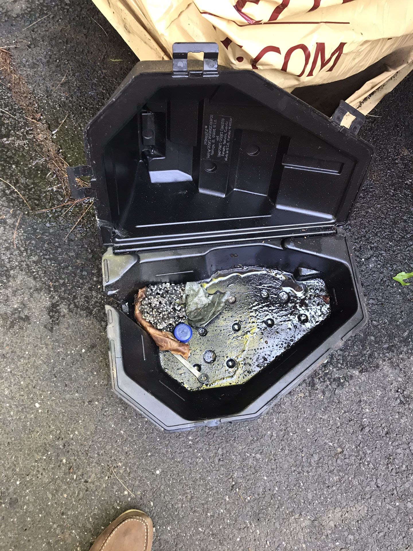 16” Chainsaw Case With Extra Chain $7