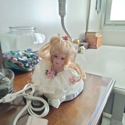 Doll Lamp 