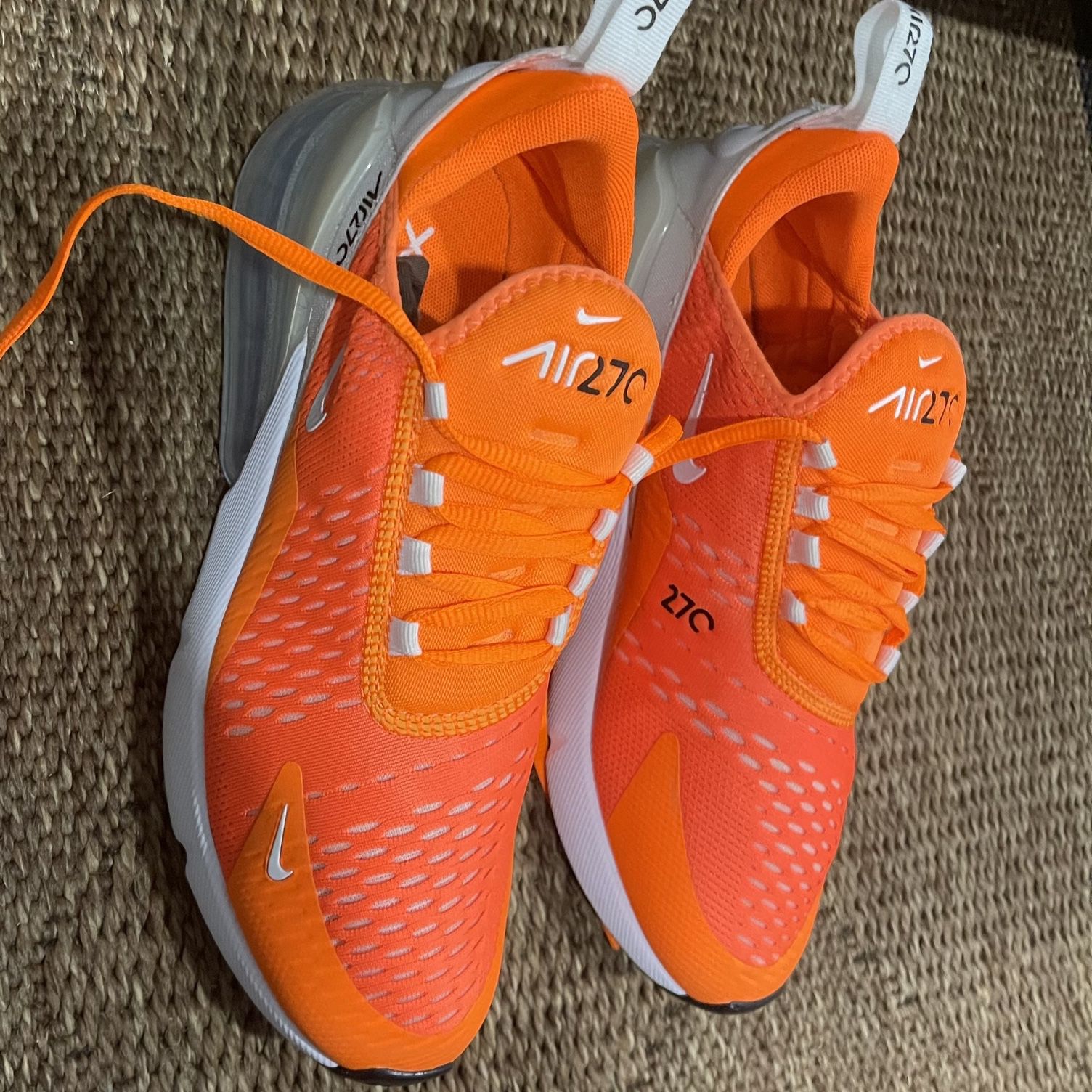 Nike Air Max 270 Total Orange 8.5W