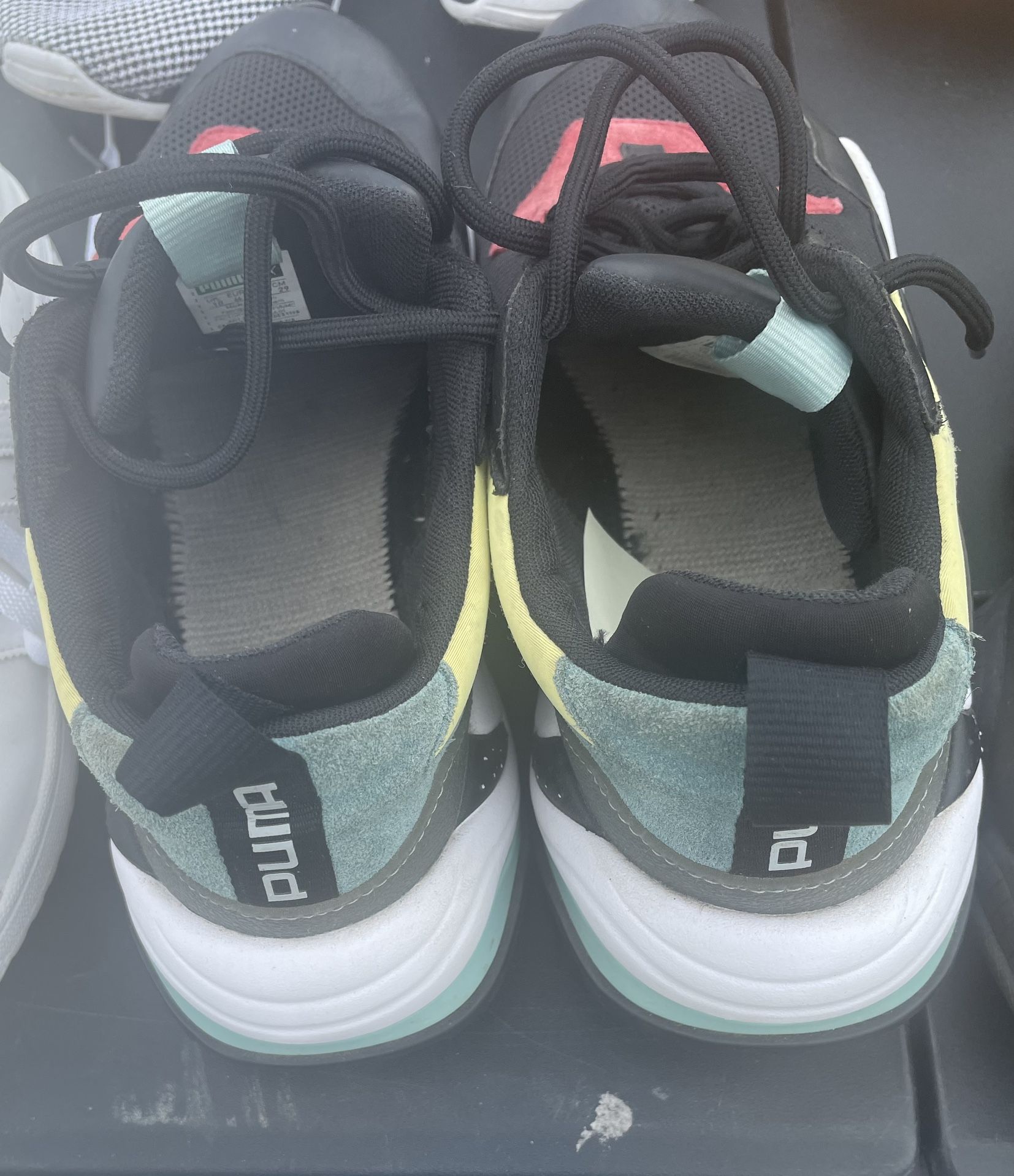 Mens Pumas