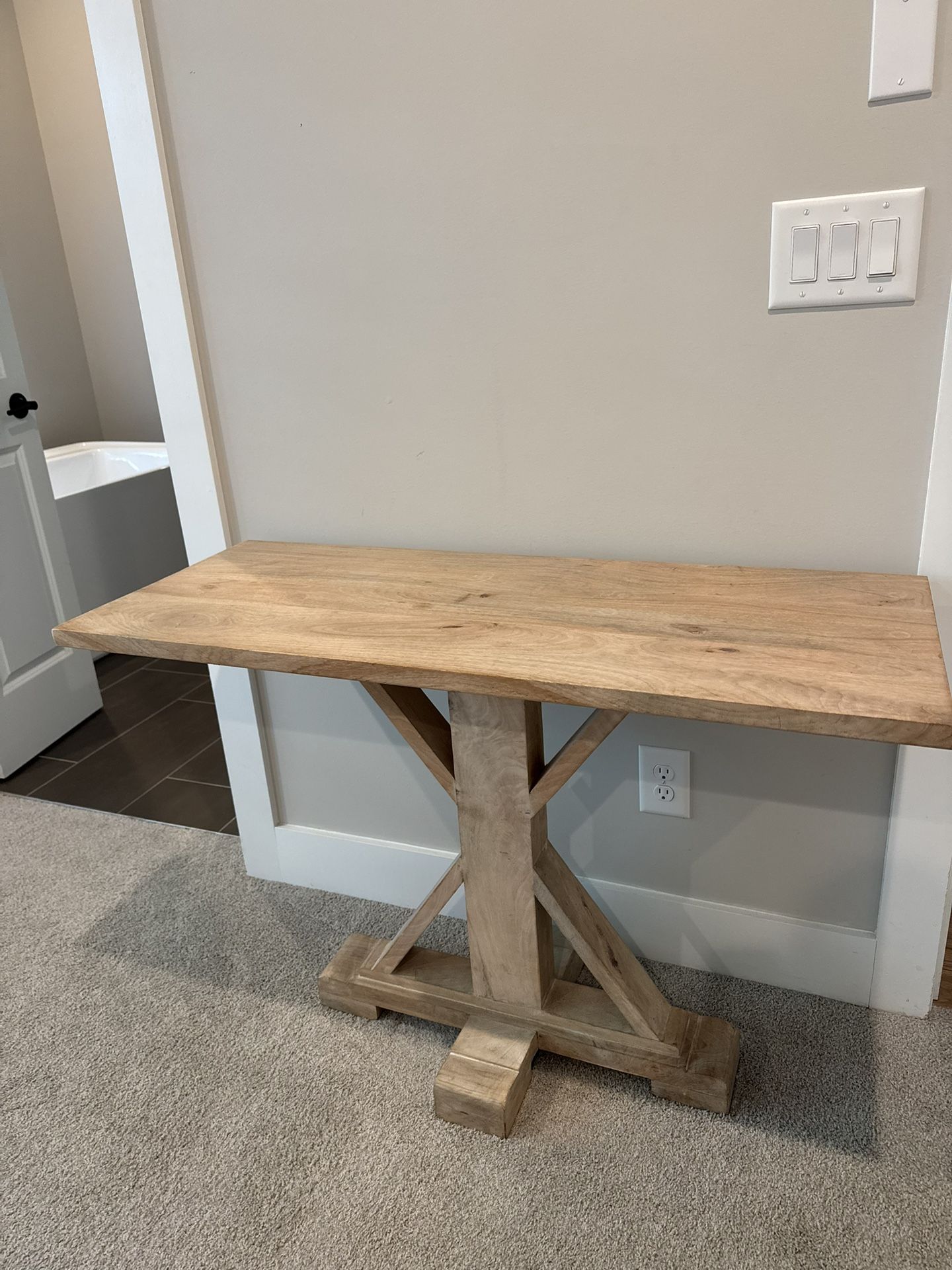 Entry Way Table
