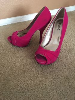 Pink hi heels