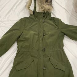 Hollister Faux Fur-Lined Parka Size Medium