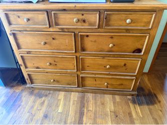 Dresser