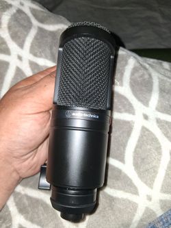 Audio technica microphone AT 2020