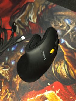 ProtoArc Vertical Ergonomic Mouse