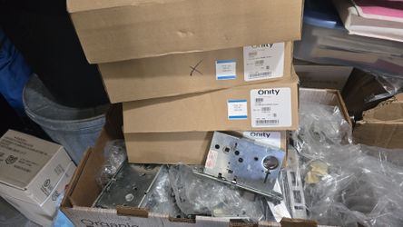 Onity HT-24 doorlocks and parts Free