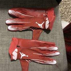 Jordan Oklahoma college glove