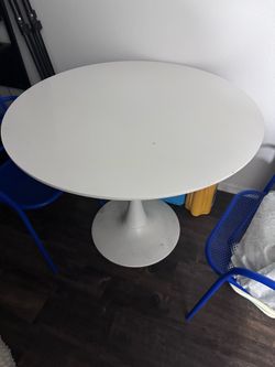 IKEA  white dining DOCKSTA Table