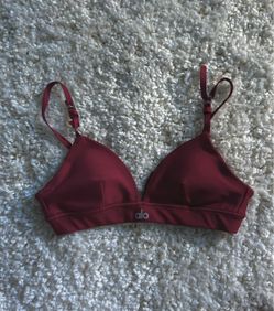 Alo Yoga Sports Bra in Burgundy