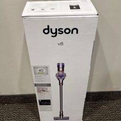 Dyson v8 cordless vacuum with 6 accessories floor model 