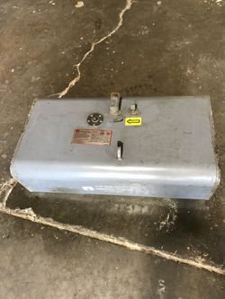 Boat fuel tank