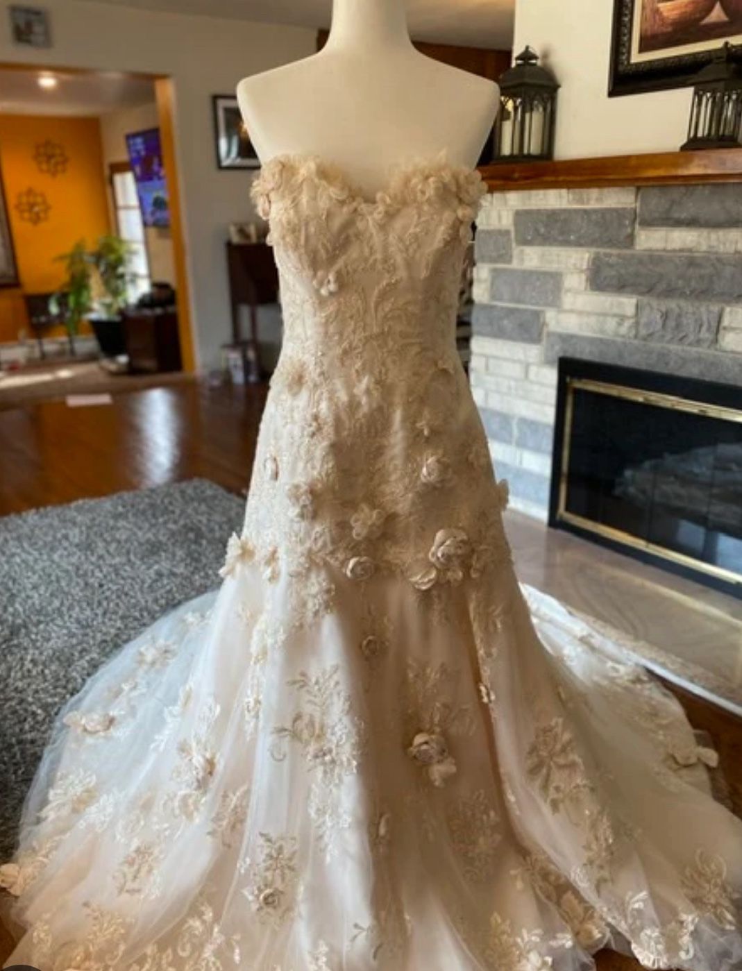 Maggie Sottero, Rhianna Wedding Dress