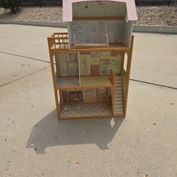 Dollhouse 