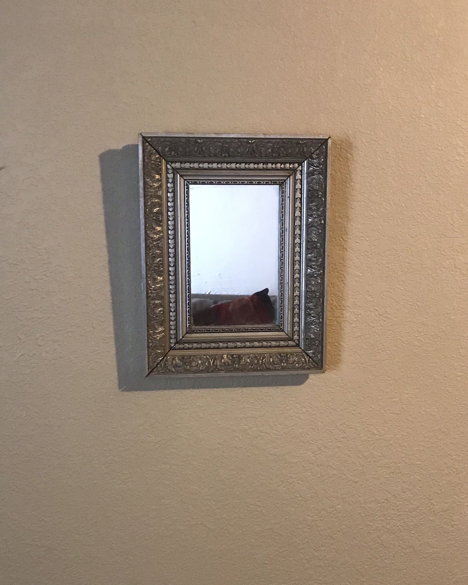 Hanging Wall Framed Mirror