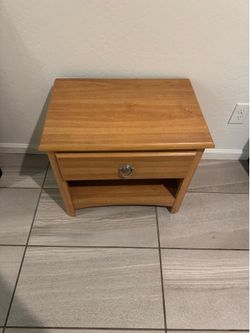 Brown dresser/ nightstand