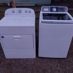 Samsung Washer And Whirlpool Dryer Set