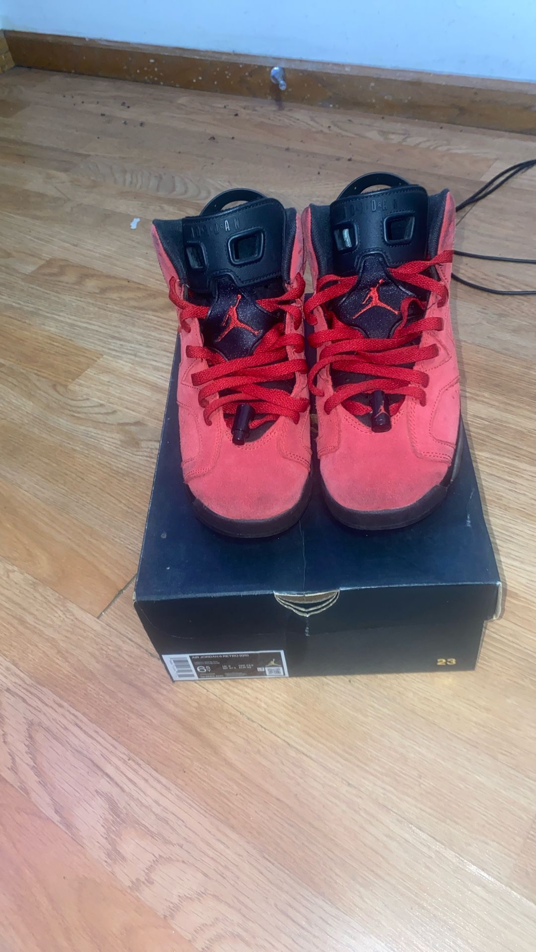 Jordan 6 Retro