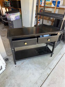 Entry Way Table