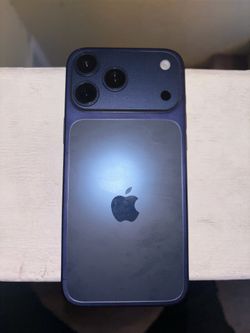 iPhone 17 pro max (Unlocked)