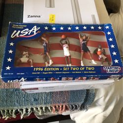 1996 USA Basketball Starting Lineup Box Set 5 Figures