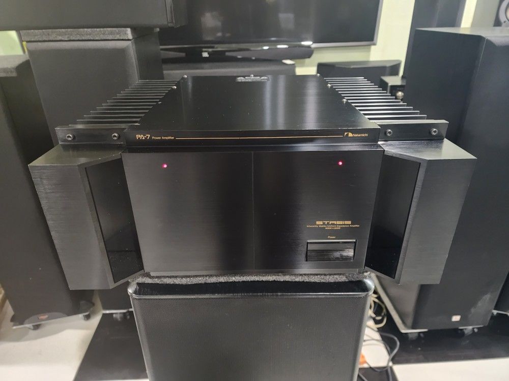 Nakamichi PA7 200 Watts Per Channel Powered Amplifier Excellent Condition, Perfect Working Notthing issues Made in Japan,very nice sound, will Demo