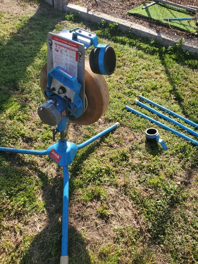 Juggs Pitching Machine For Softball And Baseball Attachments